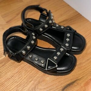 Marc Fisher Sandals
